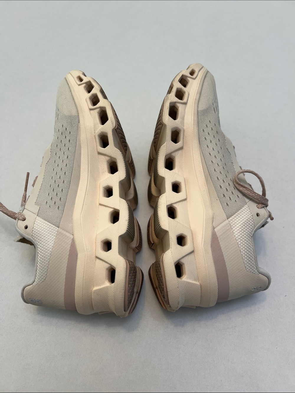 ON RUNNING CLOUDMONSTER MOON FAWN TRAINERS RUNNING SHOES SIZE 7 WOMEN’S - Picture 8 of 16